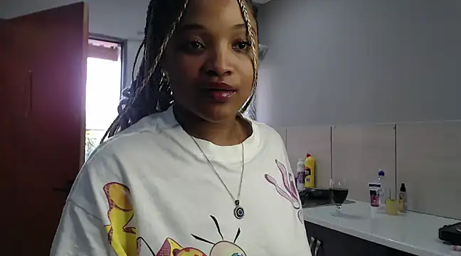 CREAMYCUPCAKExxx online show from December 16, 3:43 pm