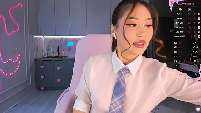 Snapshot of carpe_diemmm chatting on November 27, 12:24 am carpe diemmm online show from November 27, 12:24 am