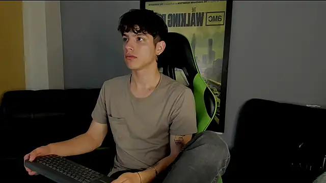 bravoboreal online show from December 3, 1:21 pm