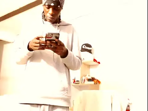 phillip-hot online show from February 23, 2:18 am