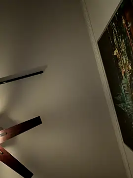 Hornyblond Bella online show from November 14, 5:00 pm