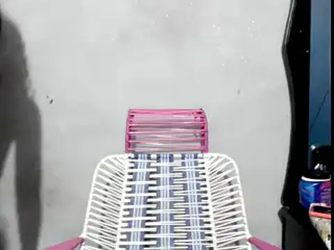 Snapshot of dirtyxgirlxxxschoolgirl chatting on March 18, 11:41 am dirtyxgirlxxxschoolgirl online show from March 18, 11:41 am