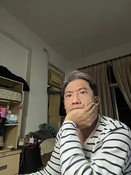 YuHsuant online show from January 30, 3:40 pm