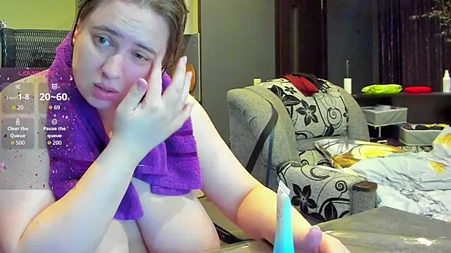 Snapshot of 1lindsey1 chatting on September 19, 4:51 pm 1lindsey1 online show from September 19, 4:51 pm