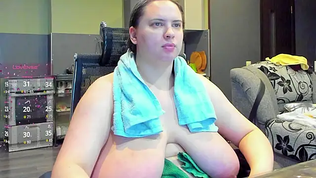 Snapshot of 1lindsey1 chatting on October 10, 1:04 am 1lindsey1 online show from October 10, 1:04 am