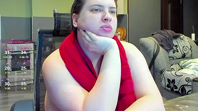 Snapshot of 1lindsey1 chatting on November 2, 9:00 am 1lindsey1 online show from November 2, 9:00 am