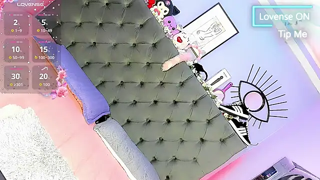 Babyenderlyn online show from September 19, 9:15 pm