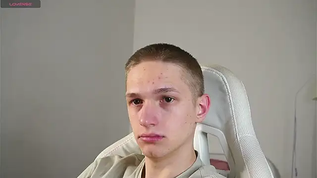 dustyn fox online show from February 28, 6:52 pm