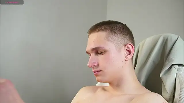 dustyn fox online show from February 28, 9:55 pm