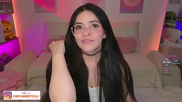 cammiefoalss online show from December 15, 6:34 pm