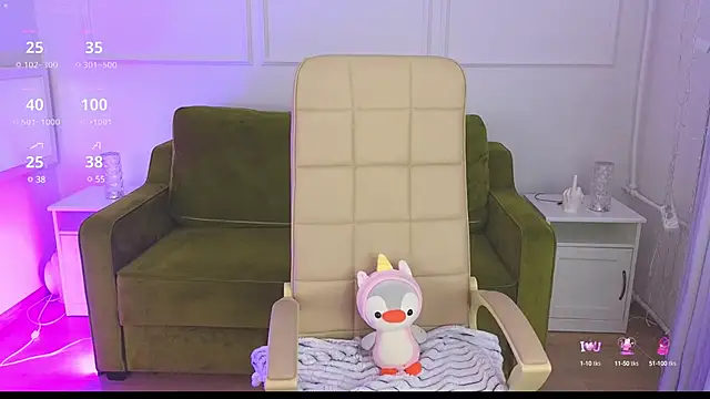 Snapshot of GeorginiaGrimes chatting on January 17, 1:35 pm GeorginiaGrimes online show from January 17, 1:35 pm