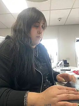 ThicBunz online show from March 4, 3:15 pm