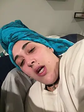 ThicBunz online show from October 11, 3:21 pm