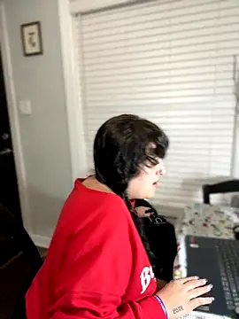 ThicBunz online show from October 27, 4:00 pm