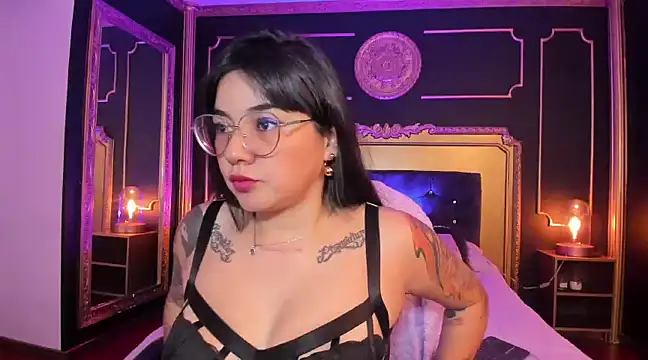 JeyLee online show from February 13, 11:50 am