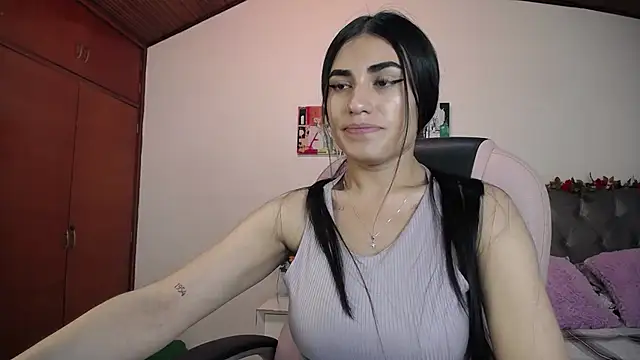 Snapshot of Alheli_16 chatting on January 17, 11:27 am Alheli 16 online show from January 17, 11:27 am