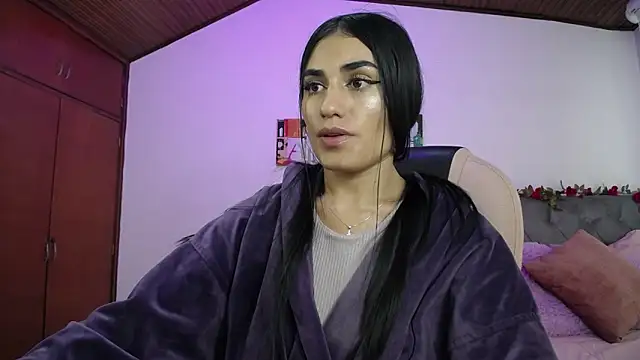 Snapshot of Alheli_16 chatting on January 24, 3:55 pm Alheli 16 online show from January 24, 3:55 pm