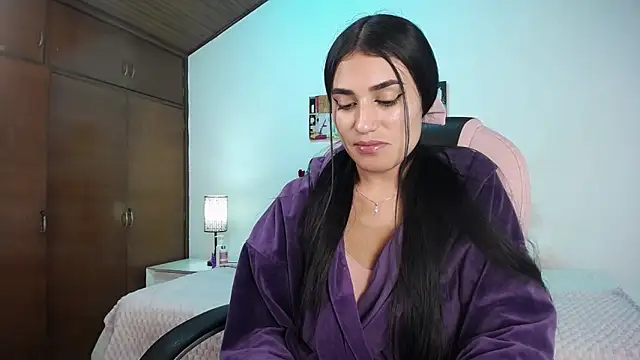 Snapshot of Alheli_16 chatting on February 22, 3:25 pm Alheli 16 online show from February 22, 3:25 pm