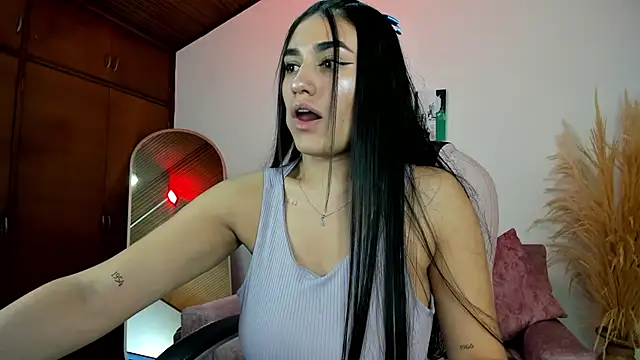 Snapshot of Alheli_16 chatting on November 28, 11:46 am Alheli 16 online show from November 28, 11:46 am