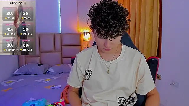 Nathan Bluee online show from February 5, 12:06 pm