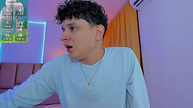 Nathan Bluee online show from March 3, 4:24 pm