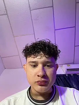 Nathan Bluee online show from December 2, 3:40 pm