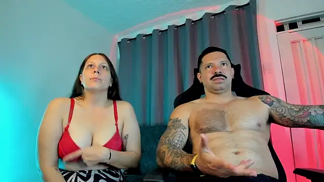 FreeLoveCouple online show from September 12, 2:11 am