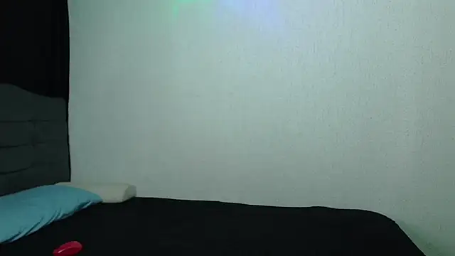 Snapshot of sexybat_twink chatting on January 26, 5:44 pm sexybat twink online show from January 26, 5:44 pm