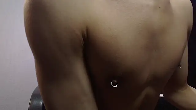 Snapshot of sexybat_twink chatting on March 18, 5:10 pm sexybat twink online show from March 18, 5:10 pm