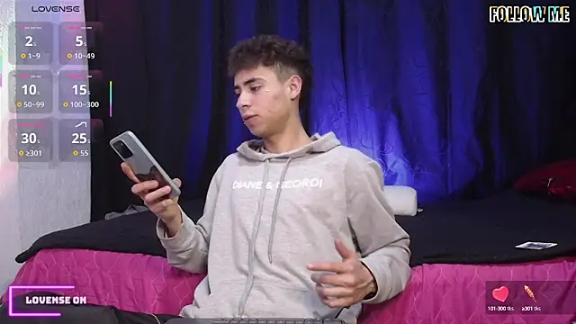 Snapshot of sexybat_twink chatting on September 15, 8:31 pm sexybat twink online show from September 15, 8:31 pm