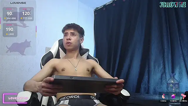 Snapshot of sexybat_twink chatting on October 9, 9:35 pm sexybat twink online show from October 9, 9:35 pm