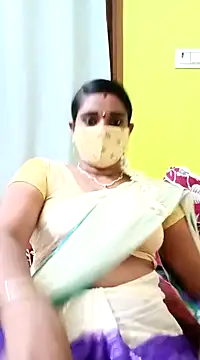 Snapshot of anisha91 chatting on March 20, 5:15 pm anisha91 online show from March 20, 5:15 pm