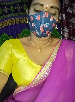 Snapshot of anisha91 chatting on September 28, 4:01 pm anisha91 online show from September 28, 4:01 pm