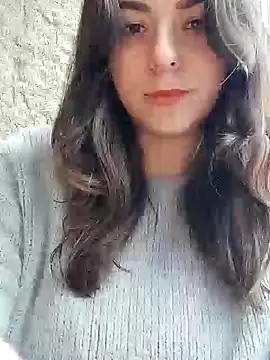 Alicia Hot1 online show from December 5, 11:05 am