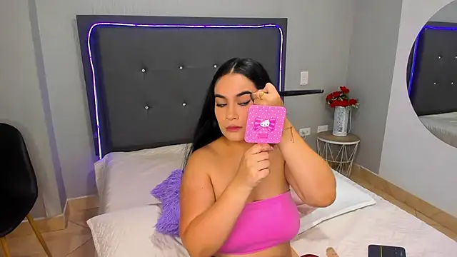 emma lye online show from January 11, 8:21 pm