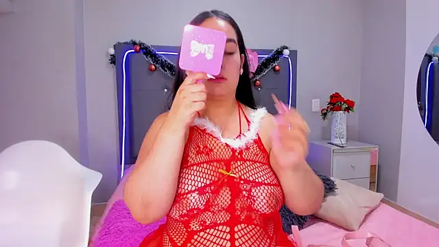 emma lye online show from December 1, 9:20 pm