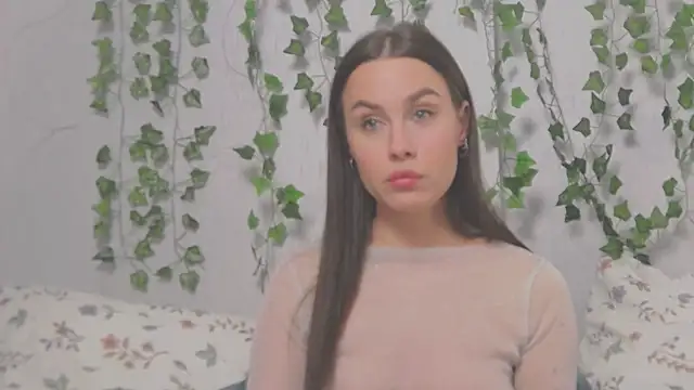 MiaNell online show from March 4, 2:27 am