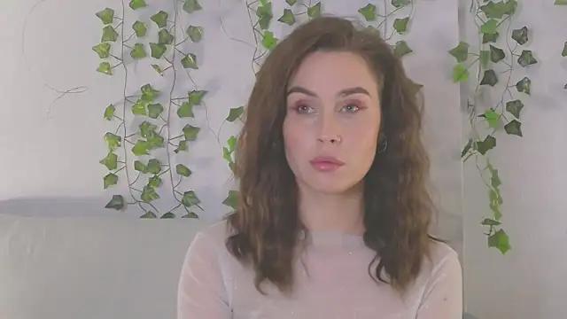 MiaNell online show from March 10, 10:34 pm