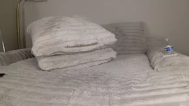 deliciousdearra69 online show from September 23, 1:58 pm