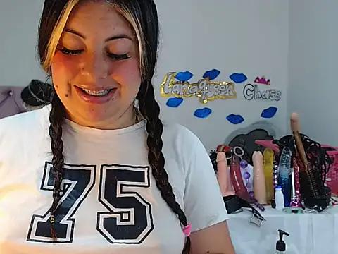 Snapshot of lanaqueen699 chatting on February 11, 3:18 pm lanaqueen699 online show from February 11, 3:18 pm