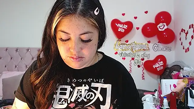 Snapshot of lanaqueen699 chatting on February 20, 12:47 pm lanaqueen699 online show from February 20, 12:47 pm