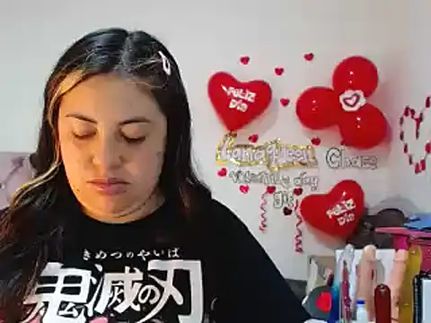 Snapshot of lanaqueen699 chatting on February 22, 12:19 pm lanaqueen699 online show from February 22, 12:19 pm