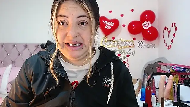 Snapshot of lanaqueen699 chatting on February 26, 12:25 pm lanaqueen699 online show from February 26, 12:25 pm