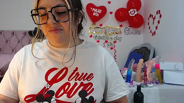 Snapshot of lanaqueen699 chatting on February 28, 3:26 pm lanaqueen699 online show from February 28, 3:26 pm