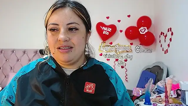 Snapshot of lanaqueen699 chatting on February 28, 6:52 pm lanaqueen699 online show from February 28, 6:52 pm