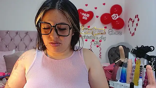 Snapshot of lanaqueen699 chatting on March 4, 7:43 pm lanaqueen699 online show from March 4, 7:43 pm