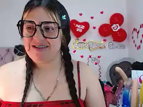 Snapshot of lanaqueen699 chatting on March 18, 3:31 pm lanaqueen699 online show from March 18, 3:31 pm