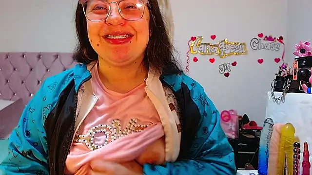 Snapshot of lanaqueen699 chatting on September 15, 12:27 pm lanaqueen699 online show from September 15, 12:27 pm