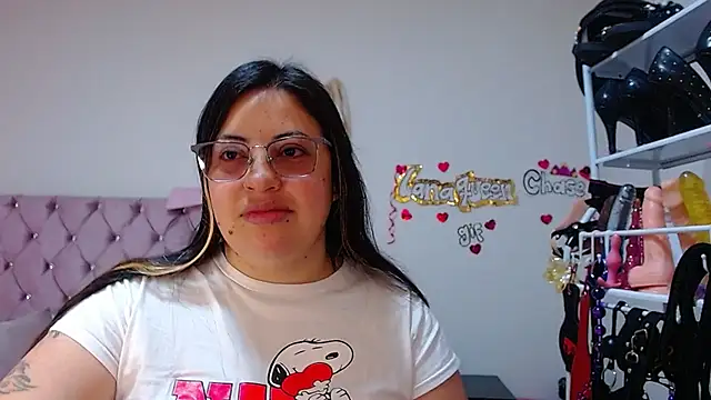 Snapshot of lanaqueen699 chatting on October 22, 12:27 pm lanaqueen699 online show from October 22, 12:27 pm