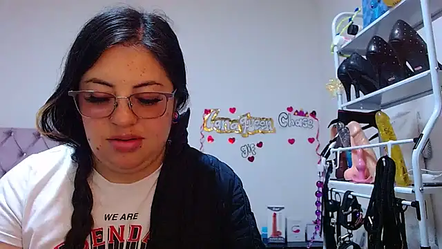 Snapshot of lanaqueen699 chatting on November 21, 12:04 pm lanaqueen699 online show from November 21, 12:04 pm